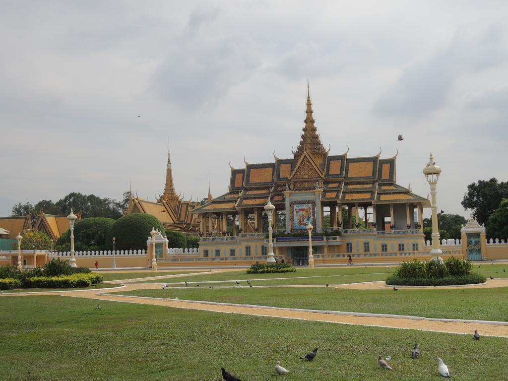 Golden Boat Guesthouse Phnom Penh Eksteriør bilde