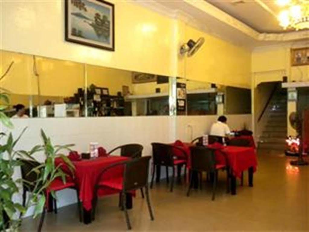 Golden Boat Guesthouse Phnom Penh Eksteriør bilde
